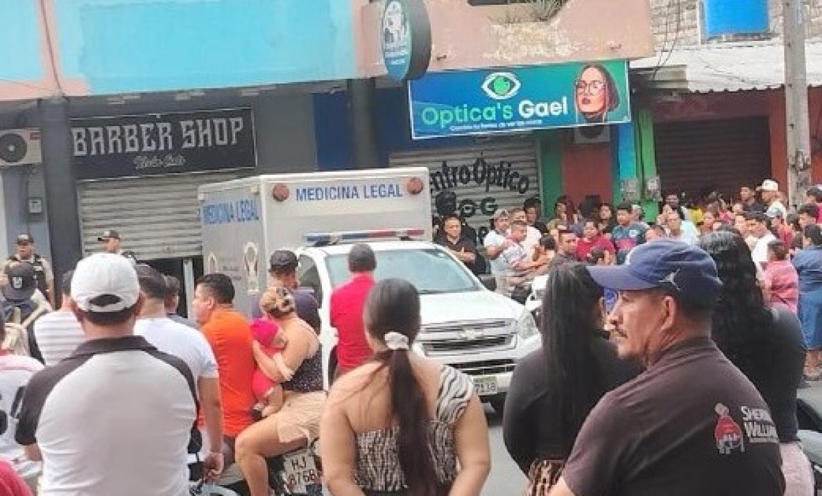 Terror en barbería de Buena Fe hombre de 22 años fue asesinado a tiros