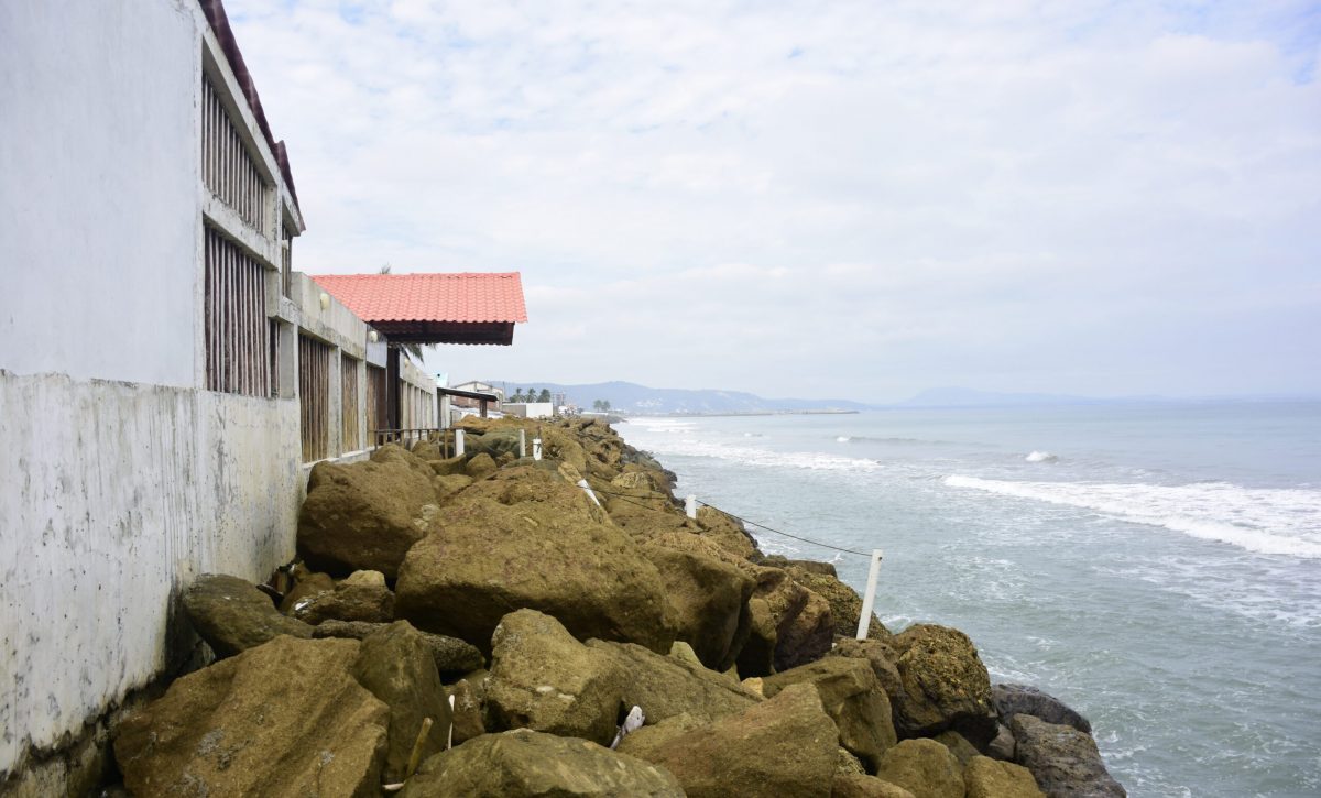 El geólogo Theofilos Toulkeridis, advierte que se debe evitar construcciones cerca al mar.