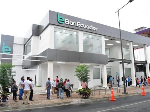 ¿Tienes deudas con BanEcuador? Hasta el 5 de mayo puedes salvarte de los intereses