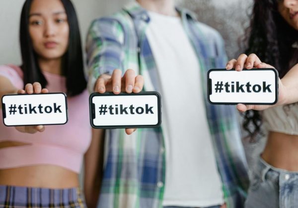 TikTok lanza funciones para destacar a compositores y sus canciones
