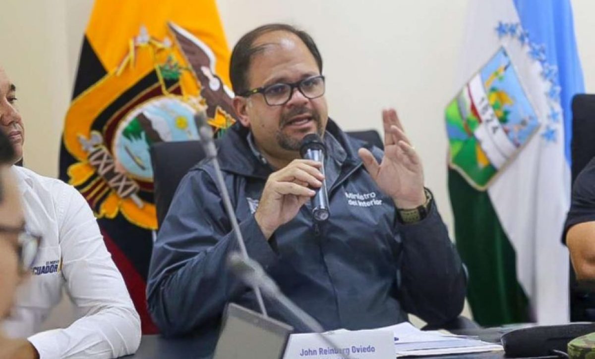 Titular del Interior exige respuestas por liberaciòn de detenidos en Machala