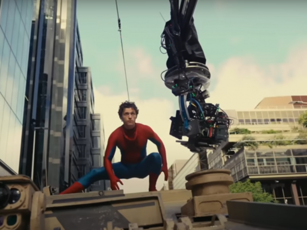 Tom Holland protagoniza el inicio de filmación de Spider-Man Brand New Day