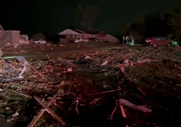 Tornado mata a 21 personas en Misuri y Kentucky en medio de importantes tormentas que azotan a Estados Unidos