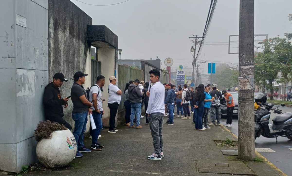 Trabajadores de KAERI exigen pago de sueldos tras incautación de haciendas en Santo Domingo y Quinindé