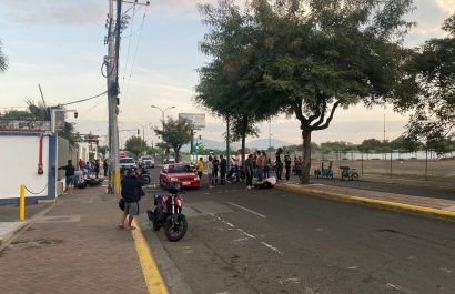 Trágico choque en Portoviejo Joven pierde la vida en Avenida Manabí