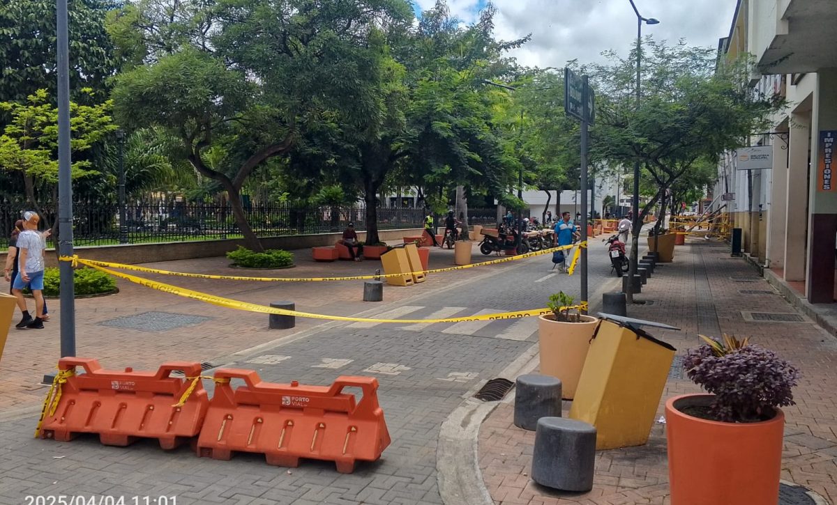 Tramo de la calle Bolívar permanecerá cerrada para restaurar parcialmente casa patrimonial
