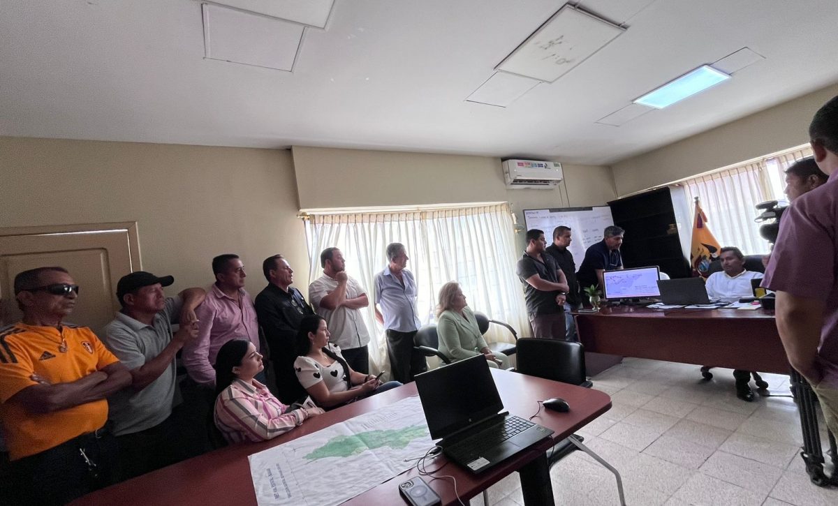 Transportistas logran acuerdos con MTOP para mejorar la vía Santa Ana–Poza Honda