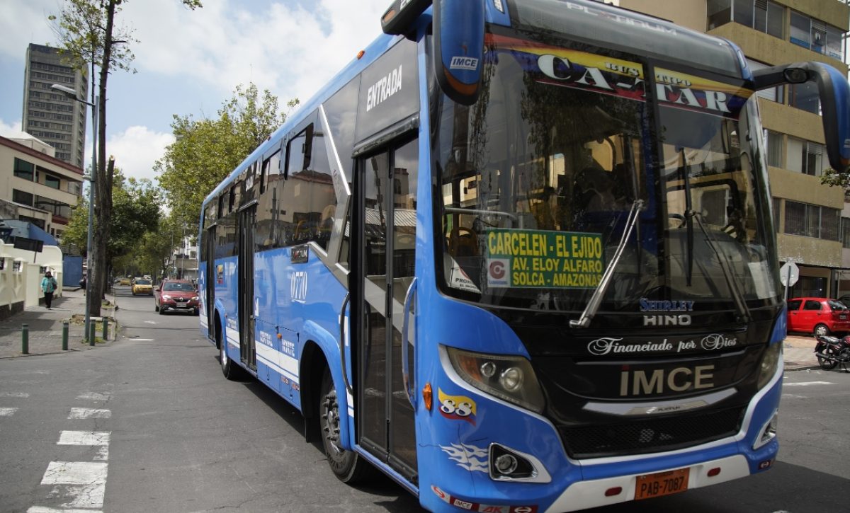 Transportistas reciben más de 1.1 millones de dólares en compensación tras la eliminación del subsidio al diésel. (API)