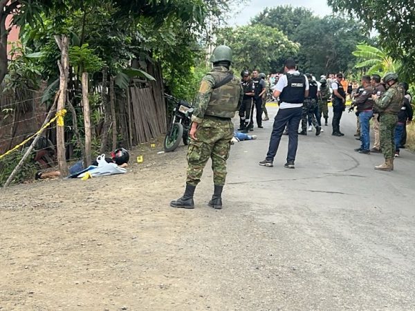 Tras el asesinato de una pareja en la ciudadela Bellavista, en Portoviejo, dos hombres resultaron detenidos por la Policía.