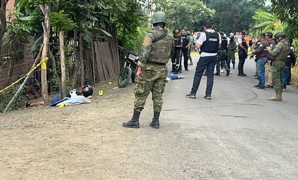Tras el asesinato de una pareja en la ciudadela Bellavista, en Portoviejo, dos hombres resultaron detenidos por la Policía.