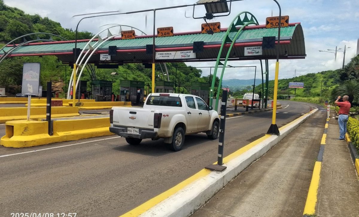Tres acciones legales contra la terminación del convenio vial Portoviejo-Montecristi