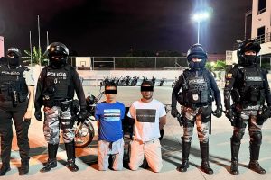 Dos de los tres detenidos fueron presentados en la UVC de Manta.