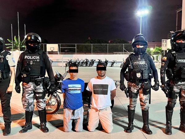Dos de los tres detenidos fueron presentados en la UVC de Manta.