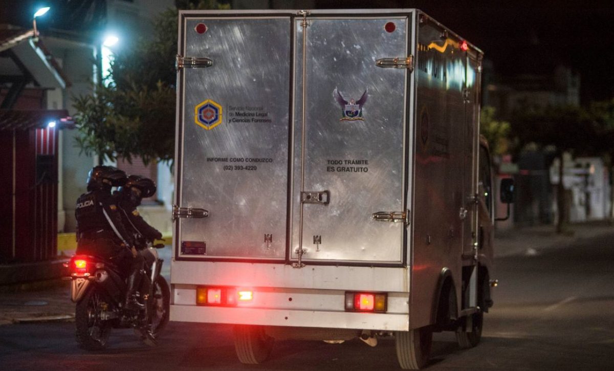 Tres guardias de seguridad privada fueron asesinados en el cantón El Guabo de la provincia de El Oro. (Referencial-API)