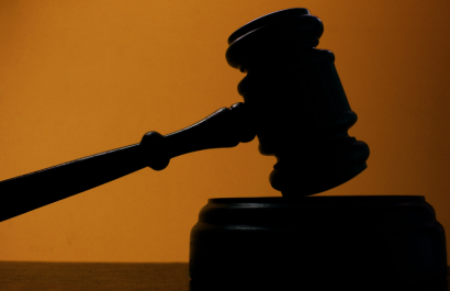 Tribunal condena a muerte a un hombre por criticar en redes sociales al presidente de Túnez