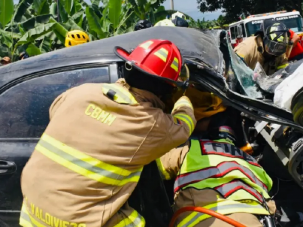 Triple choque en Huaquillas deja dos víctimas mortales