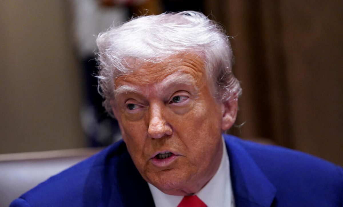 Trump Descarta Usar Vacíos Legales para un Tercer Mandato Inconstitucional