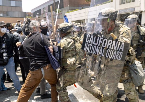 Trump responde a protestas contra el ICE y dice que “liberará Los Ángeles” con la Guardia Nacional