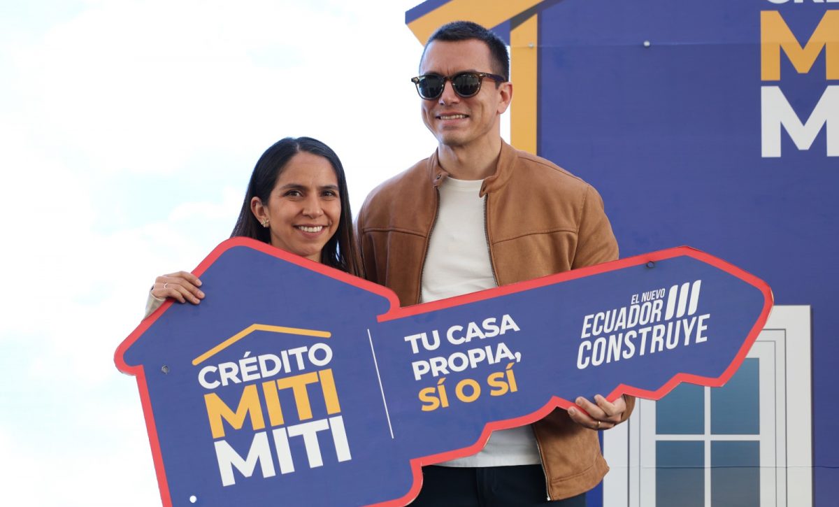 “Tu Casa Miti-Miti”: Plan de Gobierno permite que 770 familias en Azuay acceden a créditos hipotecarios