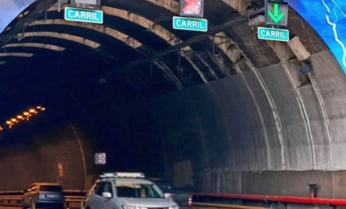 Túnel Guayasamín en Quito reabre tras deslizamiento de rocas
