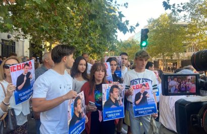 Tyler Robinson, acusado por el crimen de Kirk, se niega a colaborar con la Policía y mantiene silencio en el proceso judicial