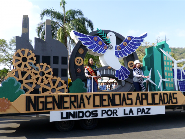 UTM inicia actividades por el 71.º Aniversario con un vibrante pregón