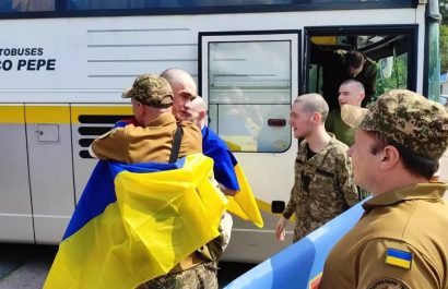 Ucrania y Rusia intercambian a un primer grupo de prisioneros menores de 25 años