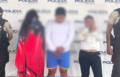 Un agente de tránsito asesinado y otro herido de bala dejó un ataque armado dentro de una urbanización privada en Machala, provincia de El Oro.