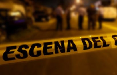 Un hombre asesinado de varios disparos la noche de este lunes 23 de junio dejó un ataque armado en una farmacia.