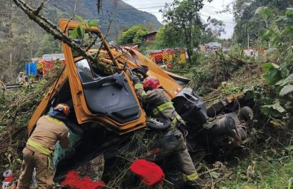Un hombre falleció la mañana de este lunes 14 de julio tras la caída de un camión por una pendiente.