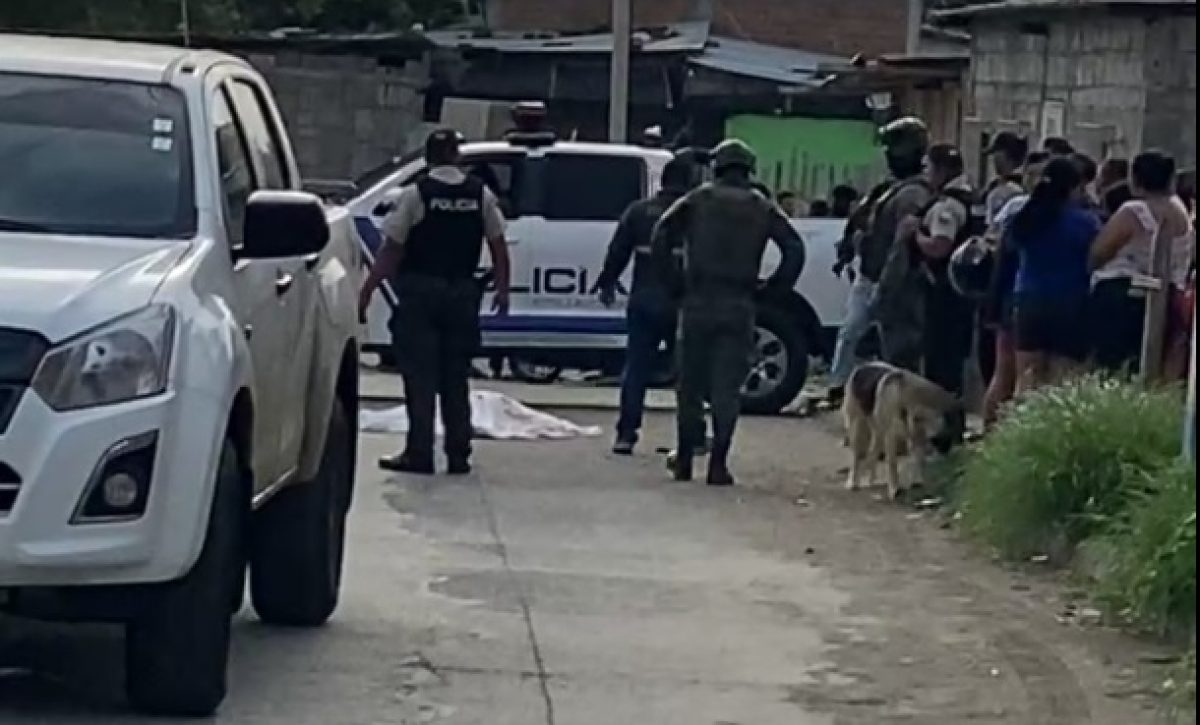 Un hombre identificado como Cristian Cajape, de aproximadamente 25 años, resultó asesinado cuando apenas amanecía este miércoles 2 de julio.