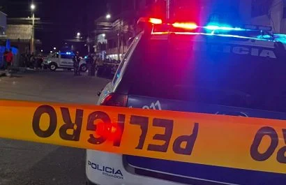 Un hombre identificado como Jimmy Jaramillo Palma resultó asesinado a balazos en su propia vivienda. Ocurrió en la parroquia Eloy Alfaro,