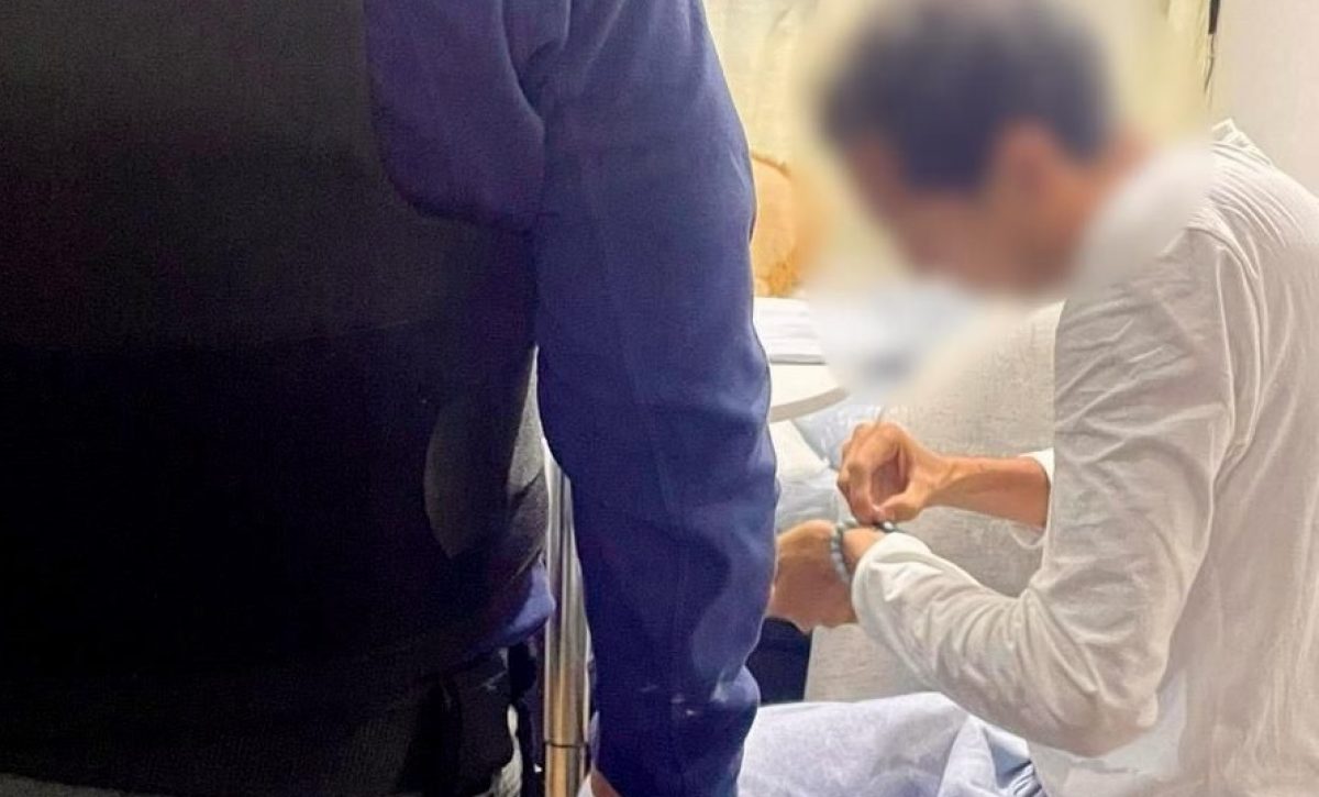 Un juez anticorrupción dictó prisión preventiva para el hermano menor y otros cinco familiares de José Adolfo Macías Villamar, alias “Fito”.