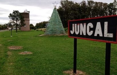 Un partido de fútbol infantil terminó en tragedia en la localidad de Juncal, en la provincia de Santa Fe, Argentina.