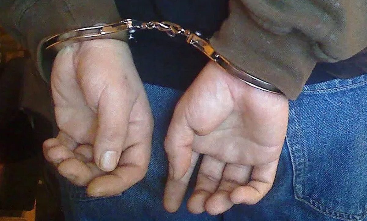 Un profesor es investigado por las autoridades por supuestamente haber cometido abuso sexual en contra de al menos 20 menores.
