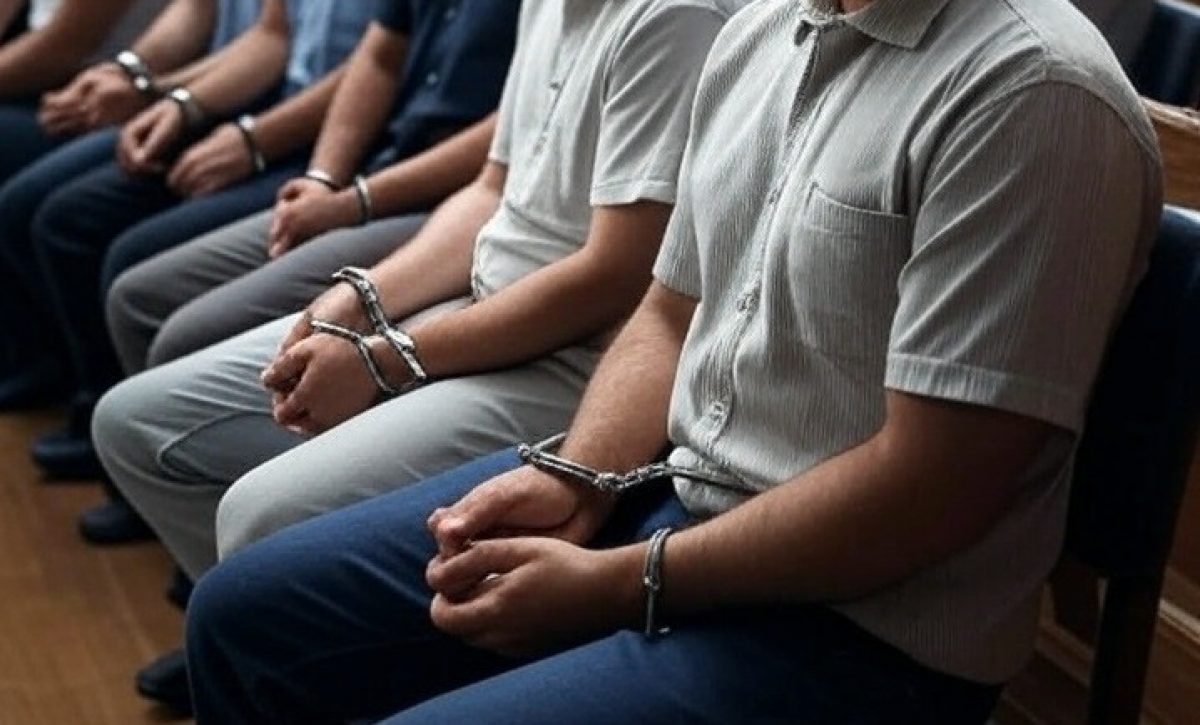 Un tribunal ecuatoriano sentenció a trece personas vinculadas al grupo Comandos de Frontera por delitos de delincuencia organizada.