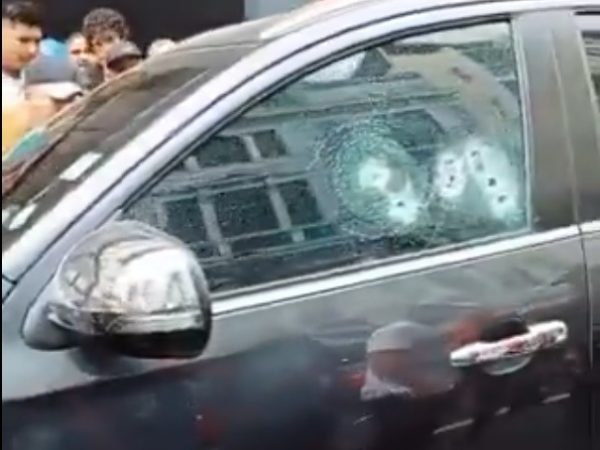 Un violento ataque armado registrado en el centro de Guayaquil terminó con la vida de un hombre.