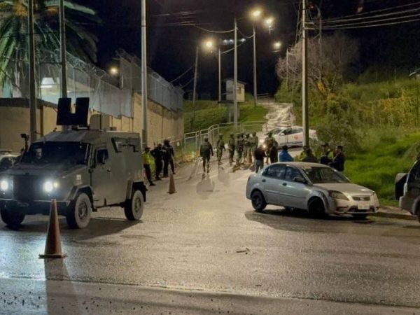 Una operación conjunta entre policías y militares frustró un intento de fuga y un posible atentado en el Centro de Privación de Libertad Número 1 de Loja.
