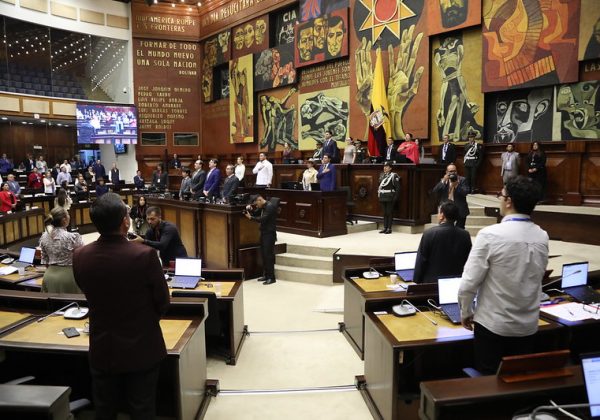 El asambleísta Sergio Peña fue expulsado este jueves del bloque de Revolución Ciudadana en la Asamblea