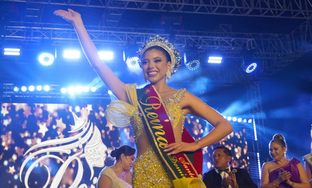 Una voz que quiere brillar: la reina de Santo Domingo sueña con ser cantante
