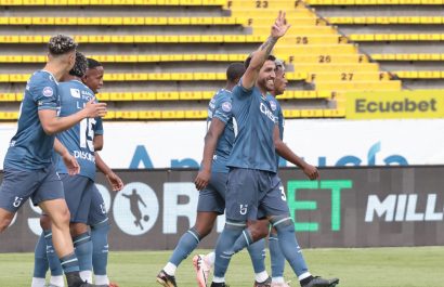 Universidad Católica golea 3-0 a Vinotinto y se ilusiona con clasificar al Hexagonal de la LigaPro