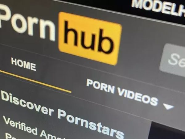 Varias web de pornografía dejan de operar en Francia en protesta a medida del Gobierno