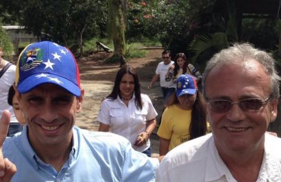 Venezuela libera a 13 presos políticos en medio de tensiones con EE.UU.