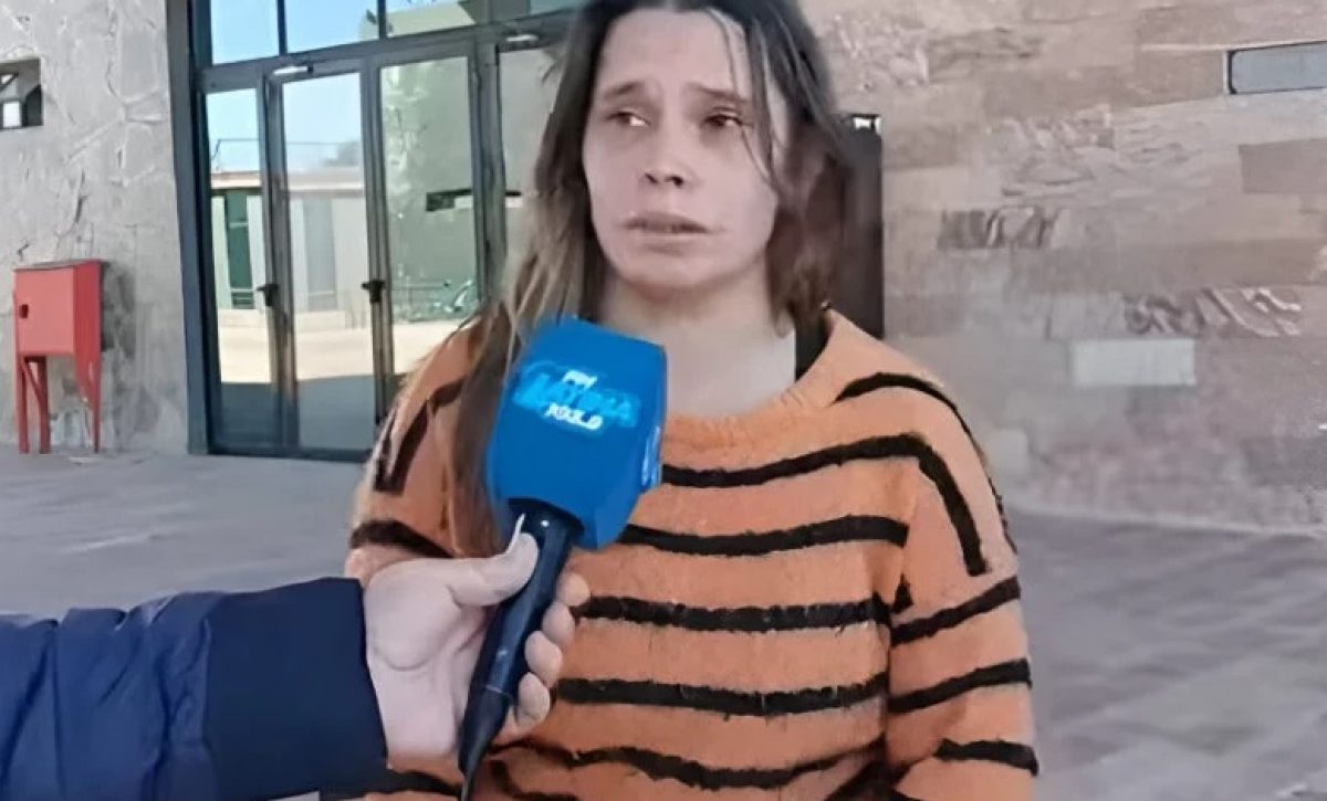 Verónica Acosta, una joven madre de la provincia de San Luis, Argentina, enfrenta problemas legales tras un error bancario.