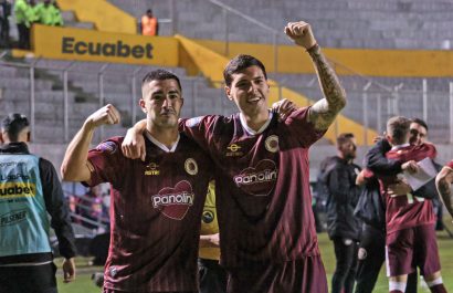 Vinotinto golea por 4-0 al manabita Delfín SC en Quito