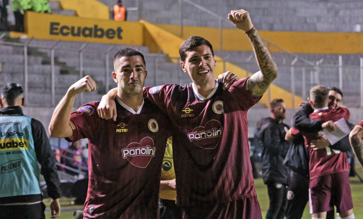 Vinotinto golea por 4-0 al manabita Delfín SC en Quito