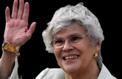 Violeta Barrios de Chamorro, primera mujer presidenta en Latinoamérica, falleció a los 95 años tras una larga enfermedad. (X).