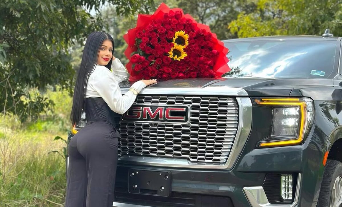 “¿Les gustó mi nueva troca?: Carolina Romo sorprende con regalo de aniversario