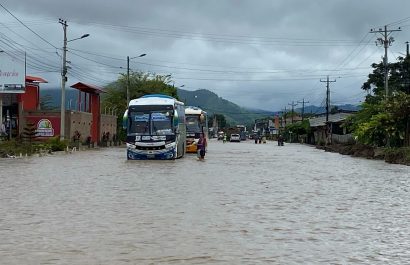 energía eléctrica / luz/lluvias/Manabí/ Santa Ana