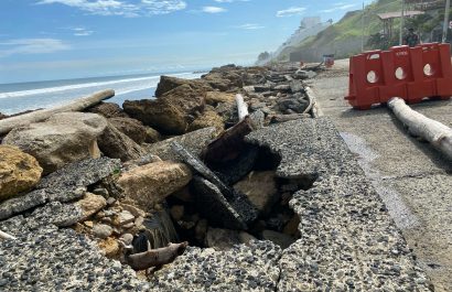 Manta sufre daños por oleajes, socavones y accidentes afectan a turistas